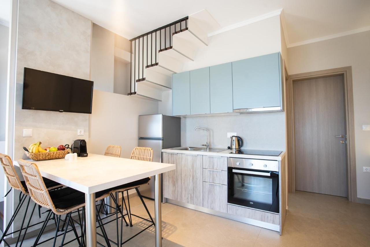 Marineiko Luxury Apartments Jeriszósz Kültér fotó