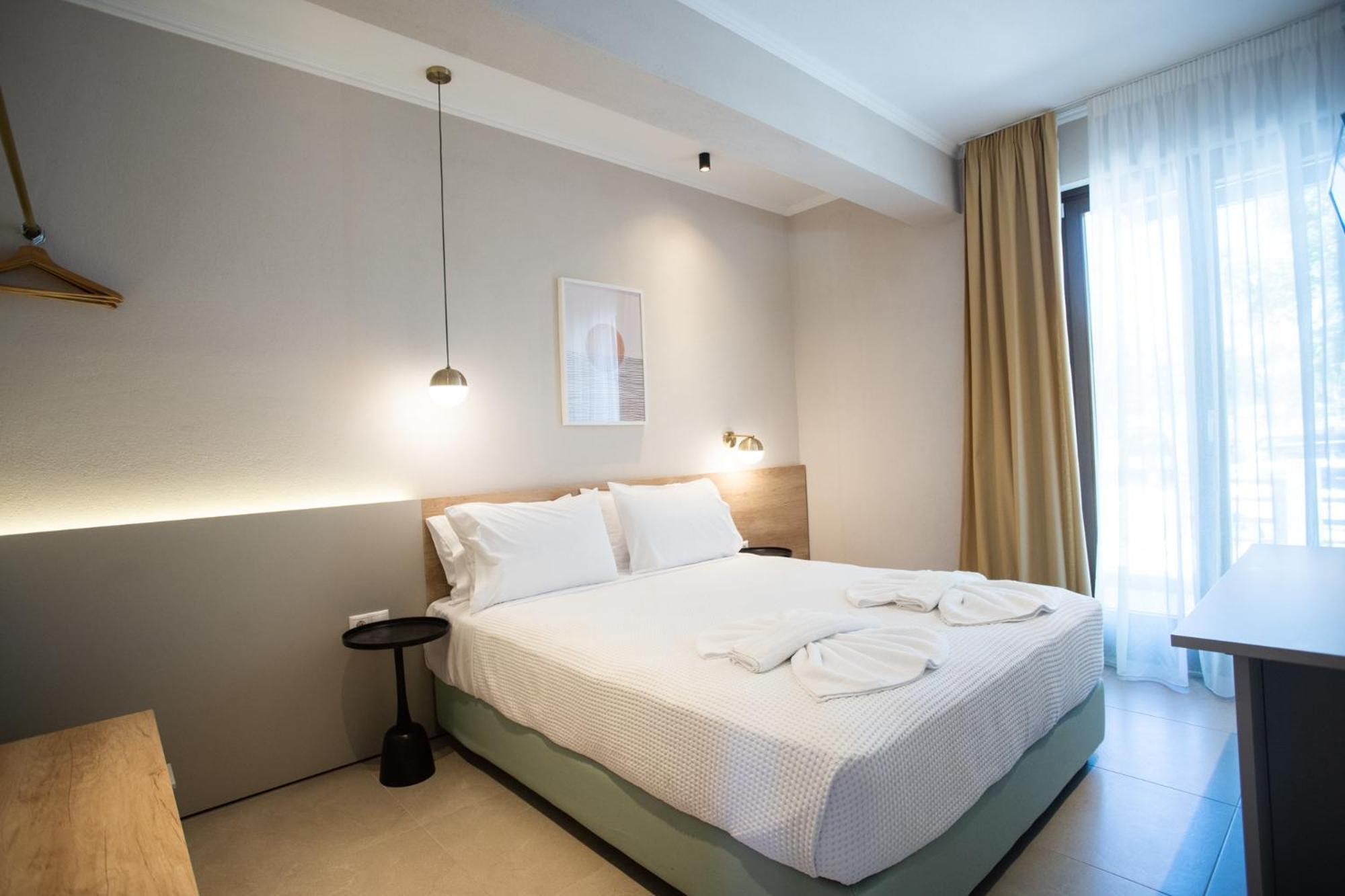 Marineiko Luxury Apartments Jeriszósz Kültér fotó
